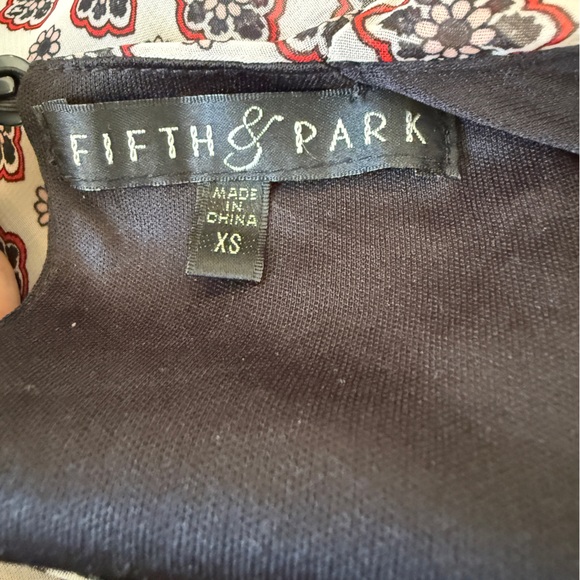 Belted Patterned Dress for Office, Work, or Out XS - Picture 2 of 4